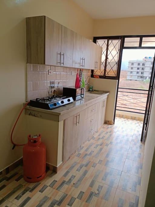 1 Bedroom Fully Furnished Luxurious Apartment Voi Town Buitenkant foto