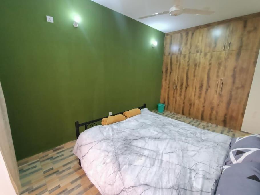 1 Bedroom Fully Furnished Luxurious Apartment Voi Town Buitenkant foto