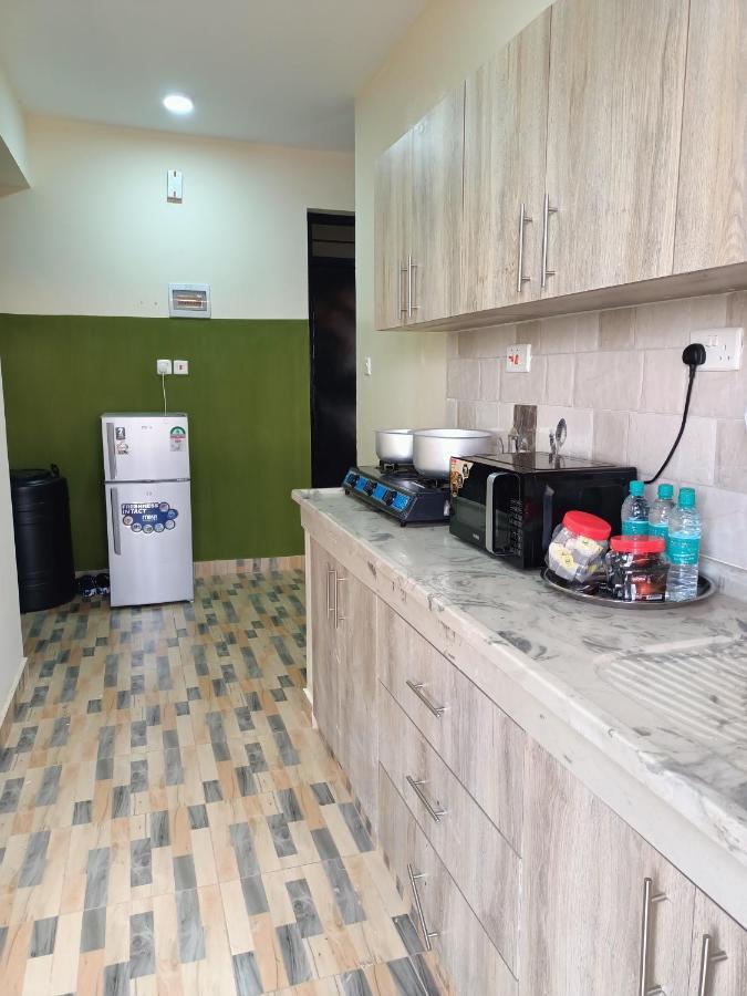 1 Bedroom Fully Furnished Luxurious Apartment Voi Town Buitenkant foto